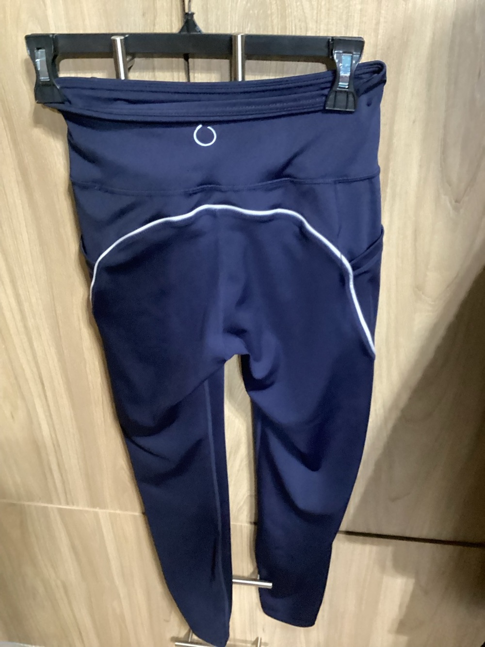 New 7/8 navy legging piped in white